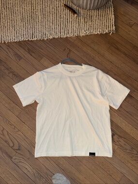 New Nude Project Streetwear Men's Short Sleeve Crew Neck T-Shirt Size Med Cream